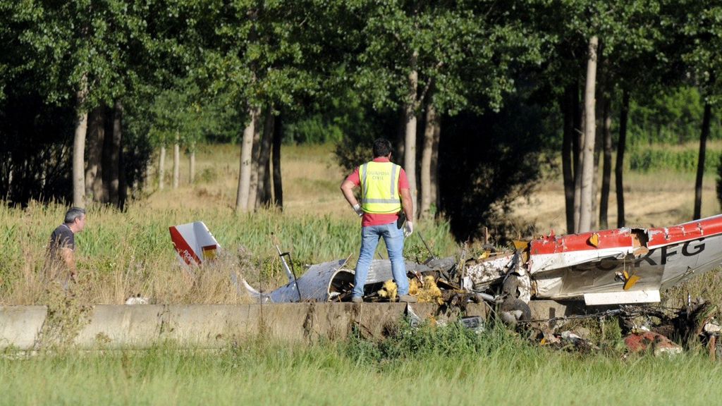 Dos fallecidos en el accidente de una avioneta en León