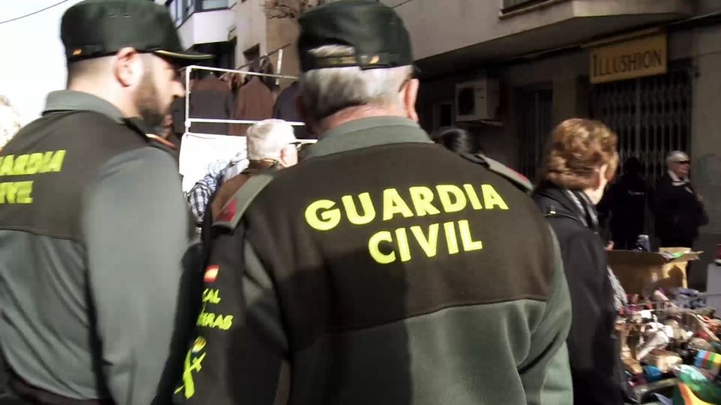 La Guardia Civil abre un acta por contrabando a una vendedora