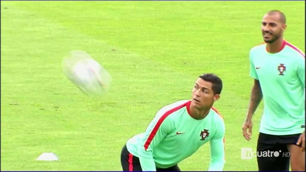La 'culinha' de Cristiano Ronaldo: el delantero se luce en el entrenamieto de Portugal