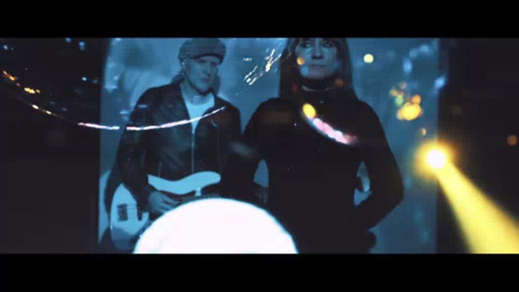 Amaral estrena nuevo videoclip, 'Lo que nos mantiene unidos'