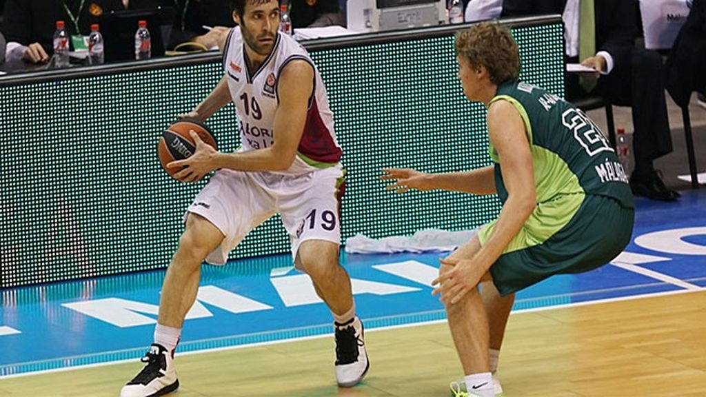 El Laboral Kutxa muestra su lado bueno ante el Unicaja en Málaga(79-93)