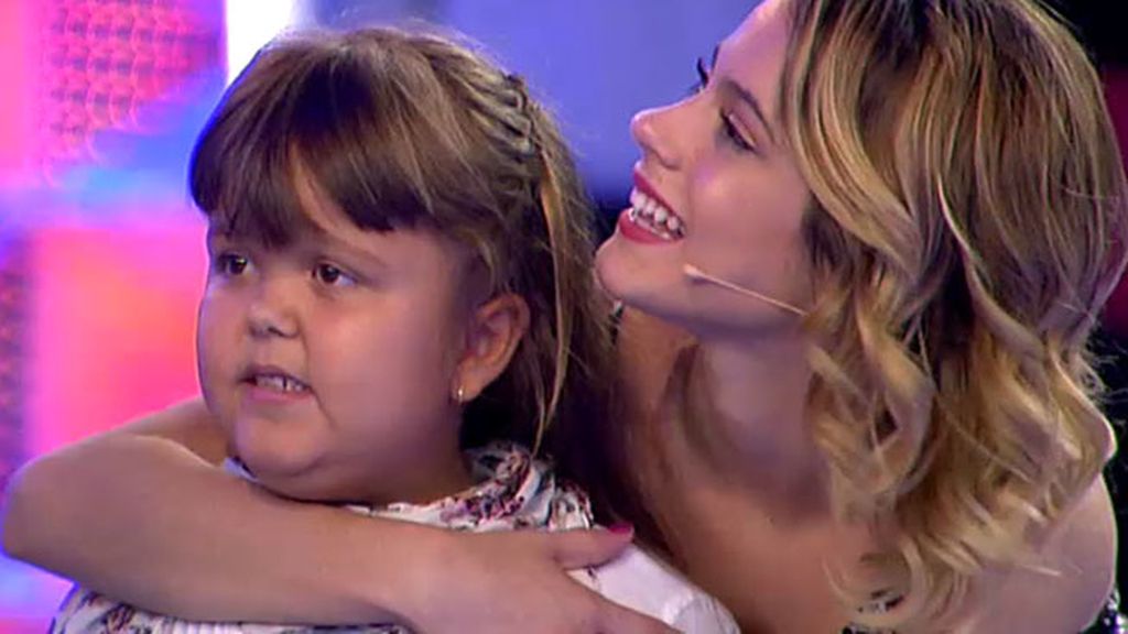 Martina Stoessel, a Marta: "Yo te acompañaré siempre a través de mis canciones"