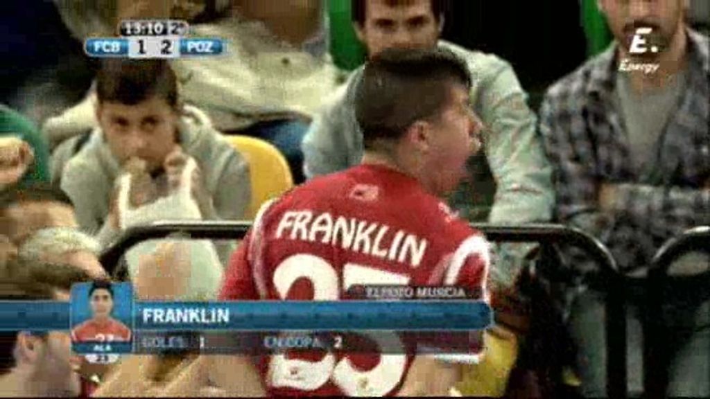 Franklin la metió sin ángulo por toda la escuadra (2-1)