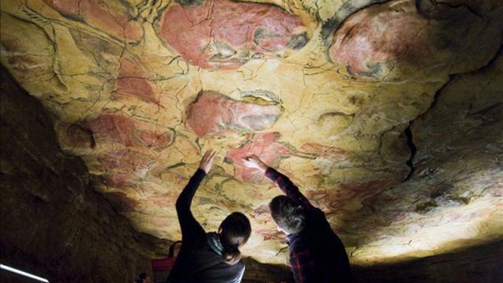 Visitas de prueba para decidir si se reabren al público las cuevas de Altamira