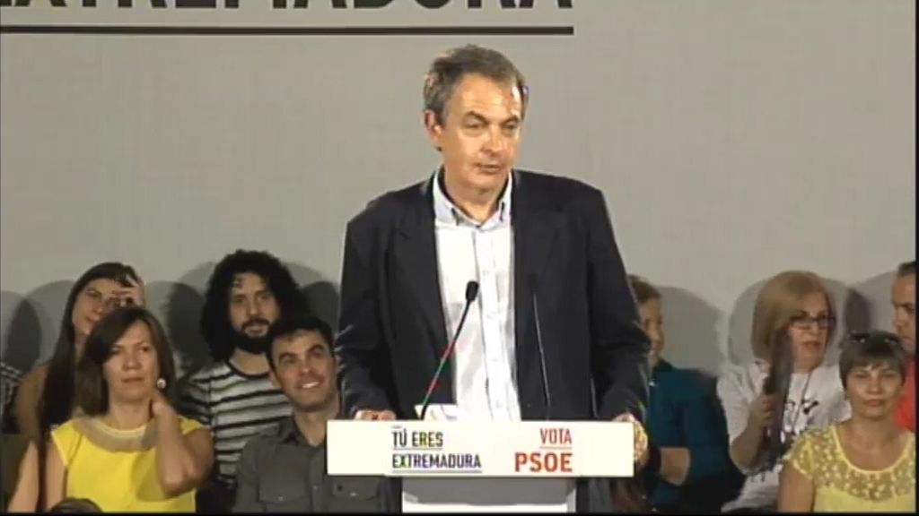 Zapatero bromea sobre las nuevas formaciones políticas