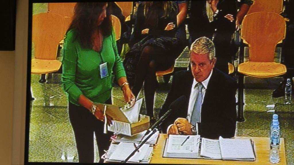 Crespo acusa al gobierno de Aguirre de trocear los contratos con la Gürtel