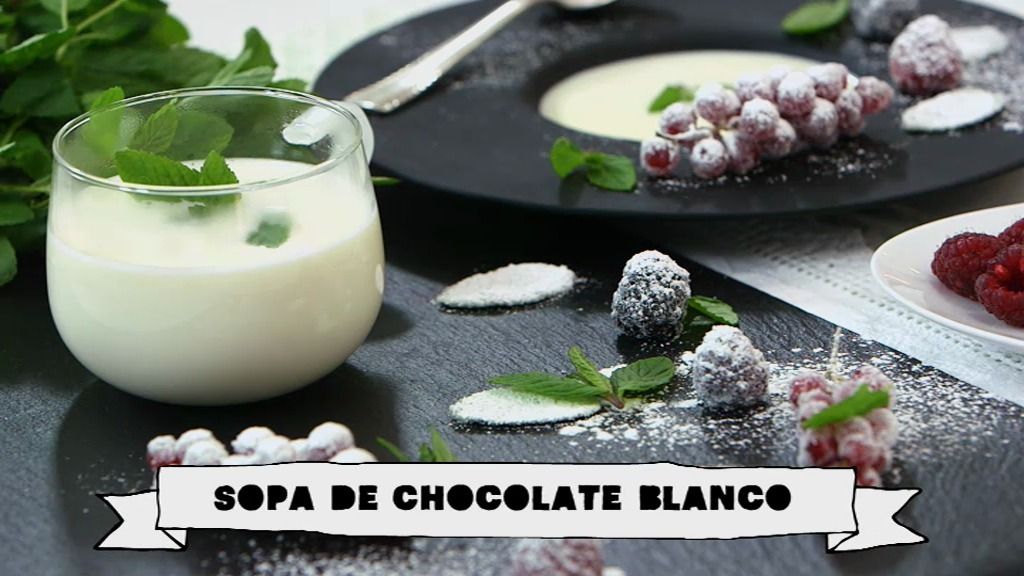 Martín Berasategui hace un postre de chocolate blanco y fruta escarchada