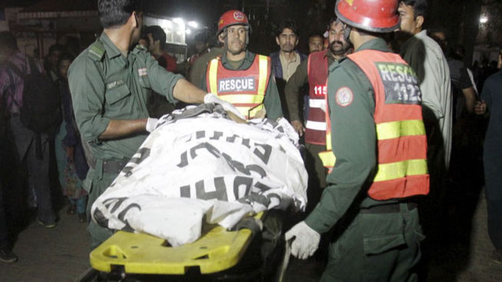 Ya son 72 los muertos en el atentado de Lahore, 29 son menores de edad