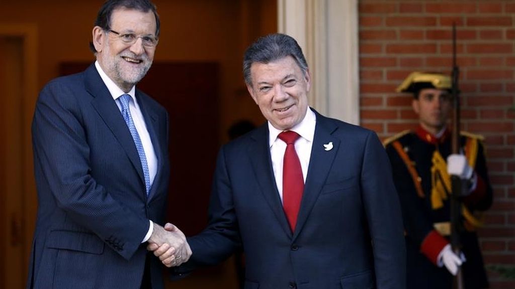 Rajoy: "A la inmensa mayoría de los españoles, la soberanía nacional y la igualdad nos alegra y mucho"