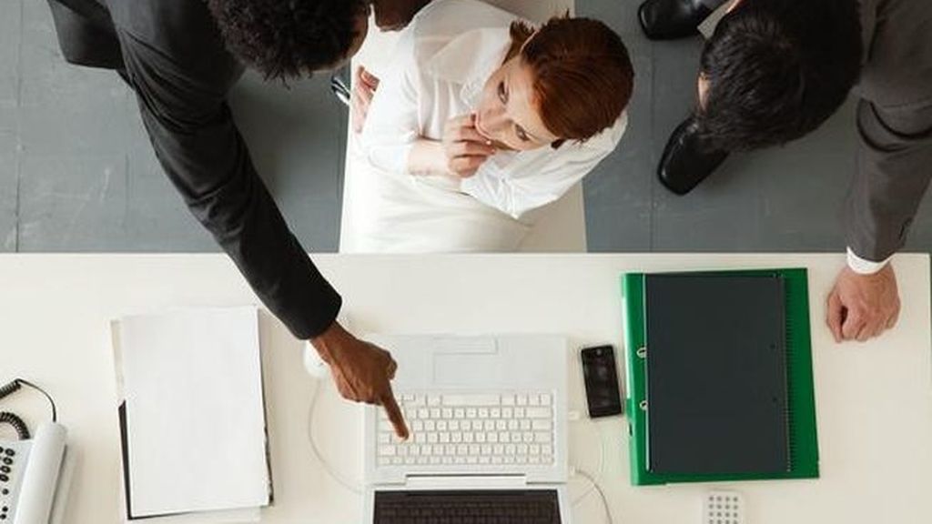 Las mujeres siguen cobrando un 24% menos que los hombres