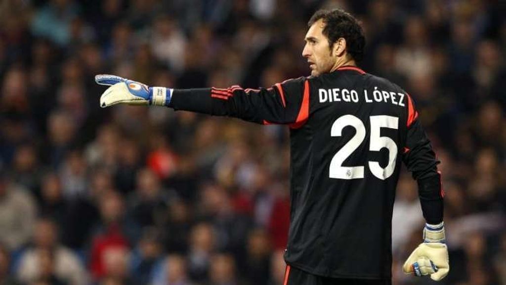 Látigo: "Casillas ha cambiado su actitud porque conoce el futuro de Diego López"