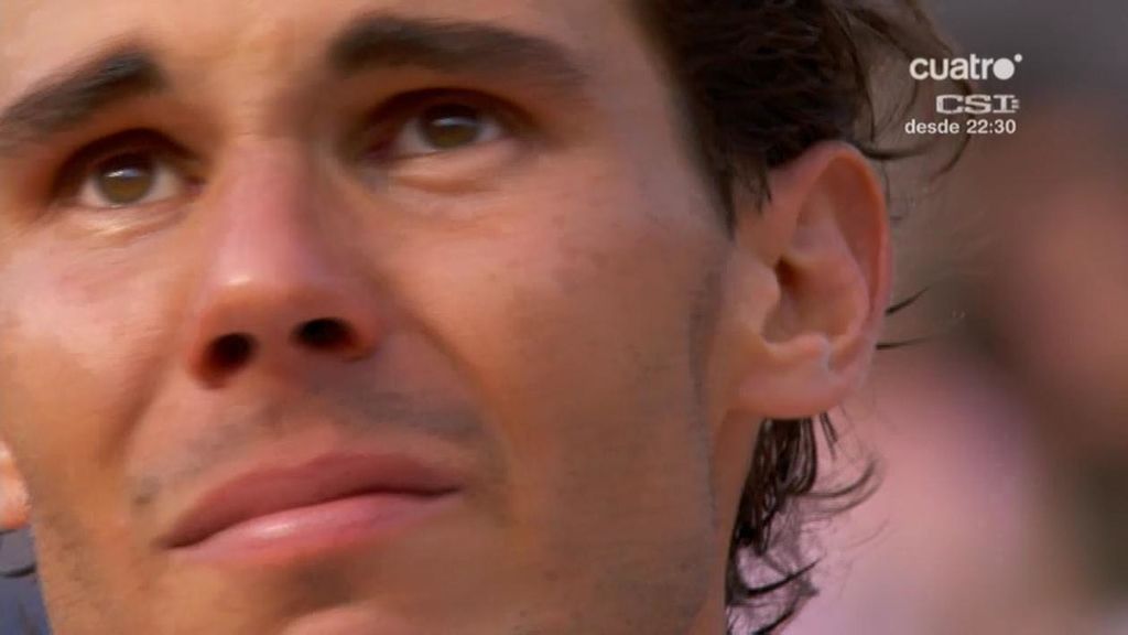 Nadal emocionado tras batir a Djokovic y conseguir su noveno título en Roland Garros