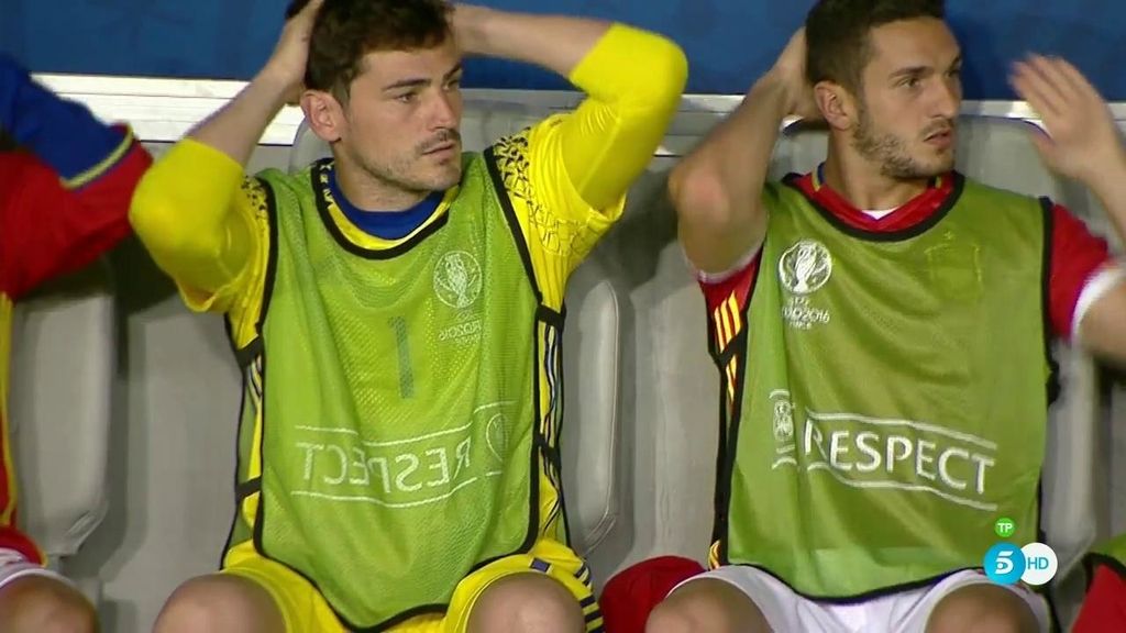 El sufrimiento de Casillas y Koke en el banquillo con el segundo gol de Croacia