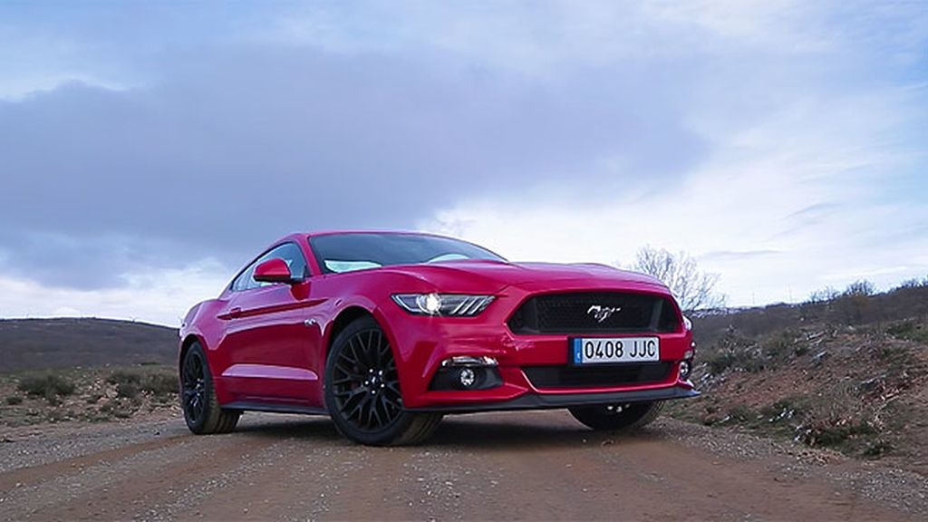 Ford Mustang GT V8 y 418 caballos