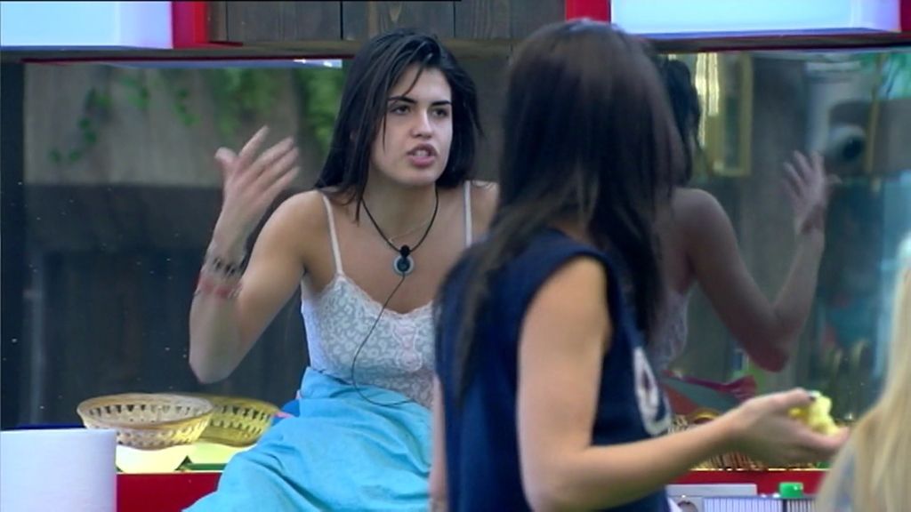 Sofía y Marta se enzarzan en una fuerte discusión con Raquel y Suso por la prueba