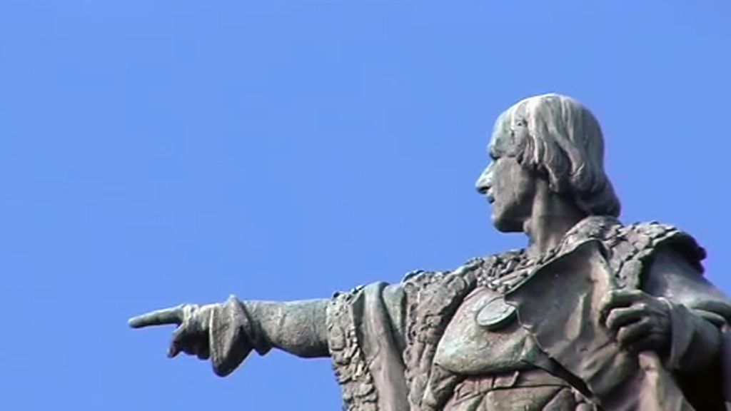Políticos y ciudadanos dicen 'no' a la retirada de la estatua de Colón en Barcelona