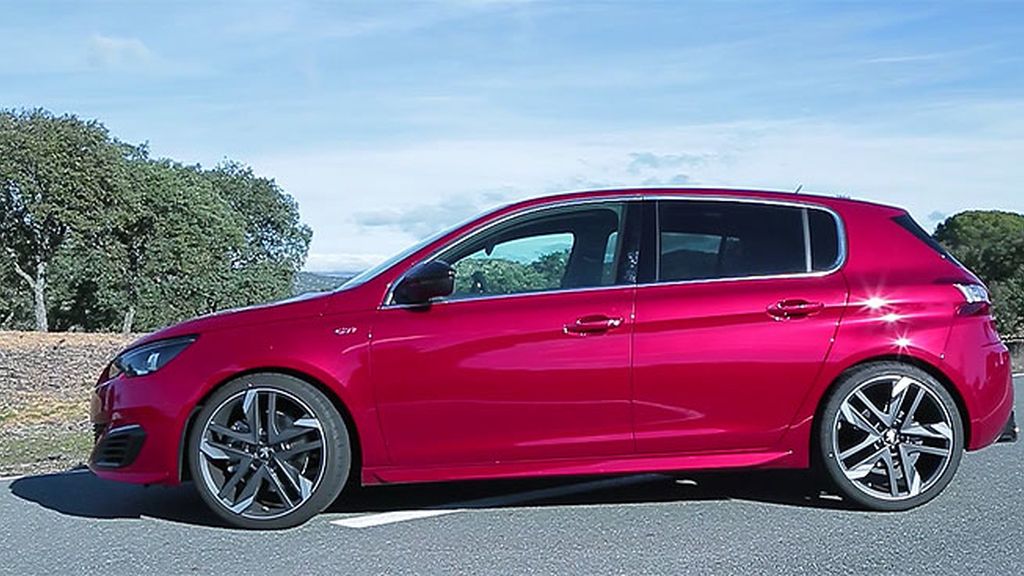 Prueba el Peugeot 308 GTi, el compacto deportivo más radical