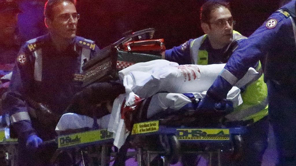 Tres muertos en el asalto policial a la cafetería de Sídney