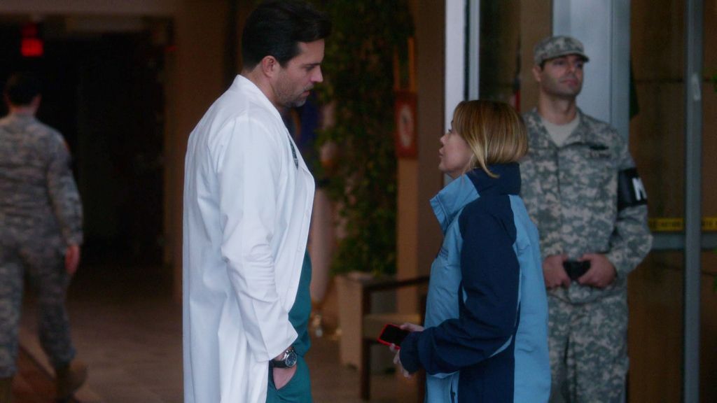 Thorpe quiere volver a ver a Meredith...¡y ella le da su teléfono!