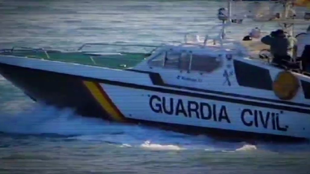 150.000 euros por dejar pasar un alijo de hachís por el Estrecho de Gibraltar