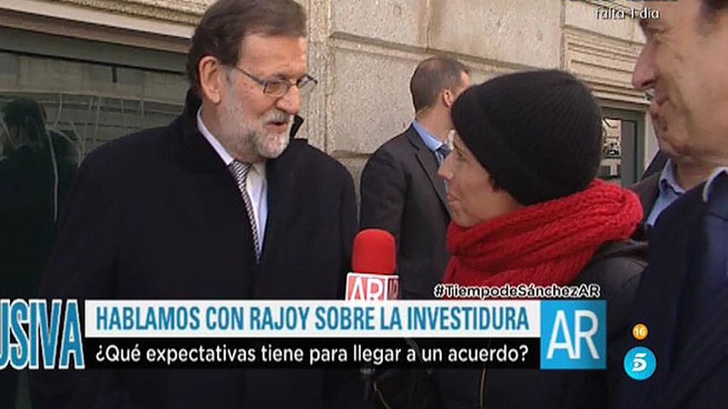 Rajoy, sobre los pactos: "El quién está claro porque lo han elegido los españoles"