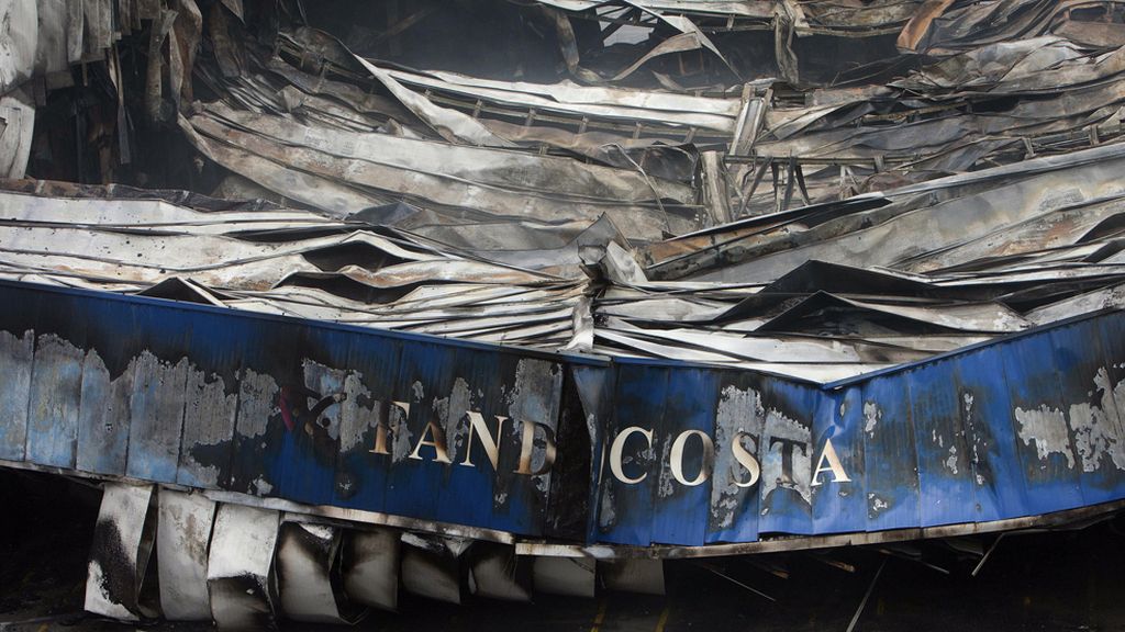 El futuro de los trabajadores de Fandicosta en vilo tras el incendio de la fábrica