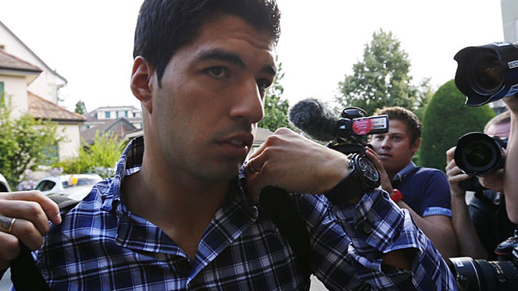 Luis Suárez podrá jugar el Gamper este lunes y entrenar con el Barcelona