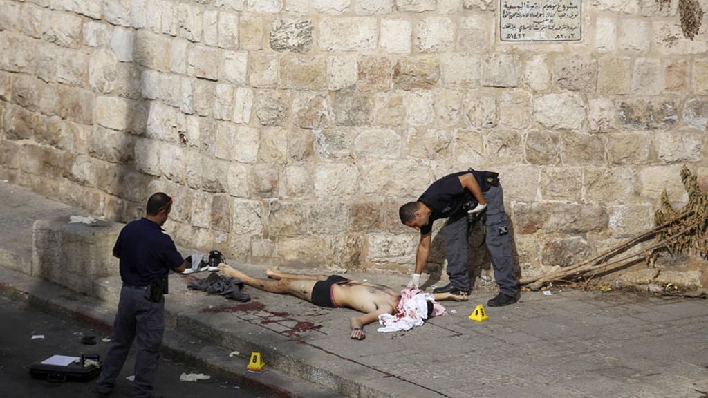 La policía israelí mata a un palestino que intentó agredirlos con un cuchillo