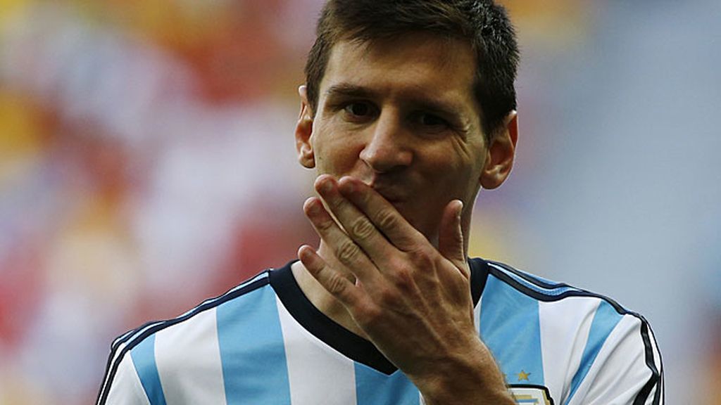Leo Messi tiene la oportunidad de igualar a Maradona este domingo en Maracaná
