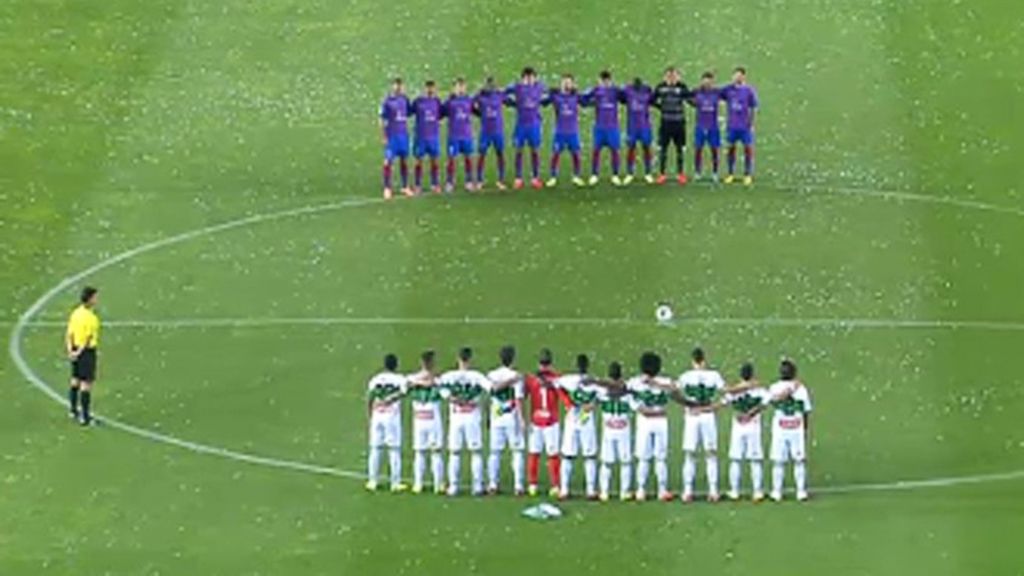 Minuto de silencio por Tito Vilanova