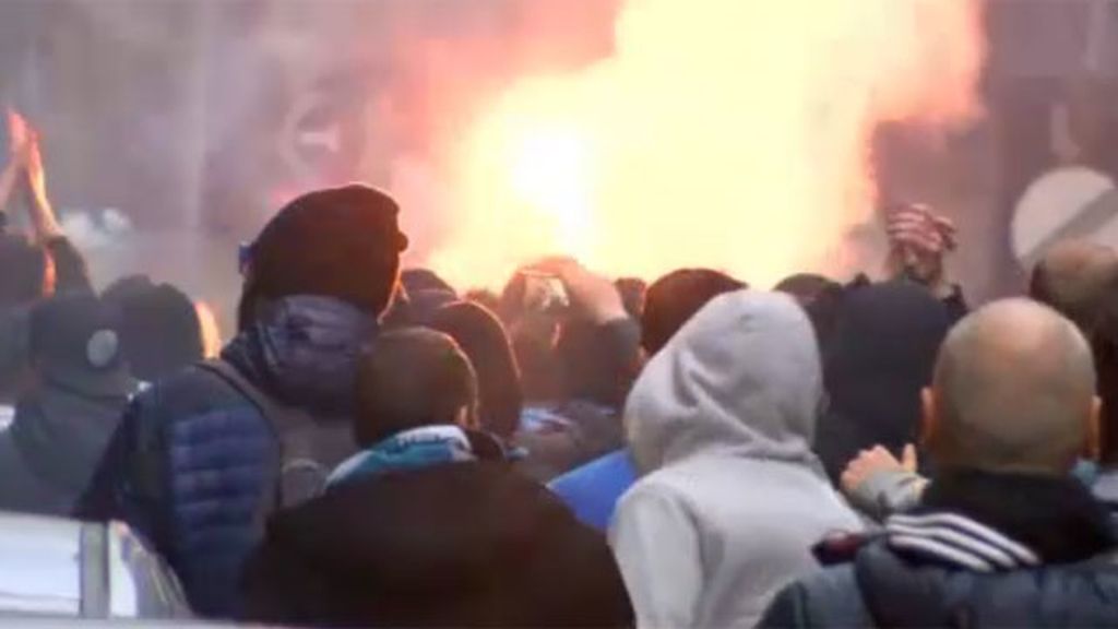 Los hinchas del Olympique de Marsella siembran el caos en Bilbao