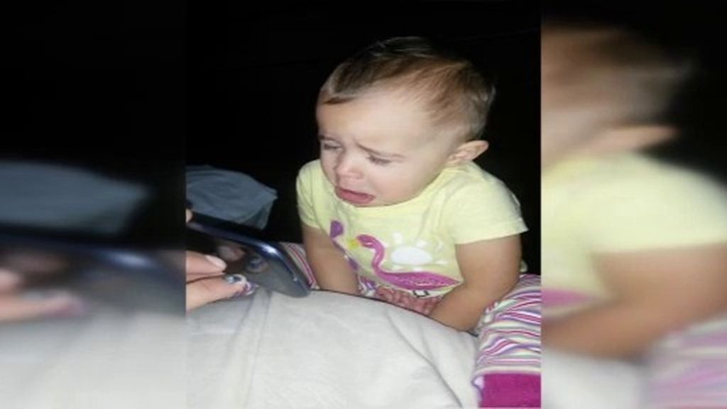 Un año más tarde, Mary sigue emocionándose al oír cantar a su madre