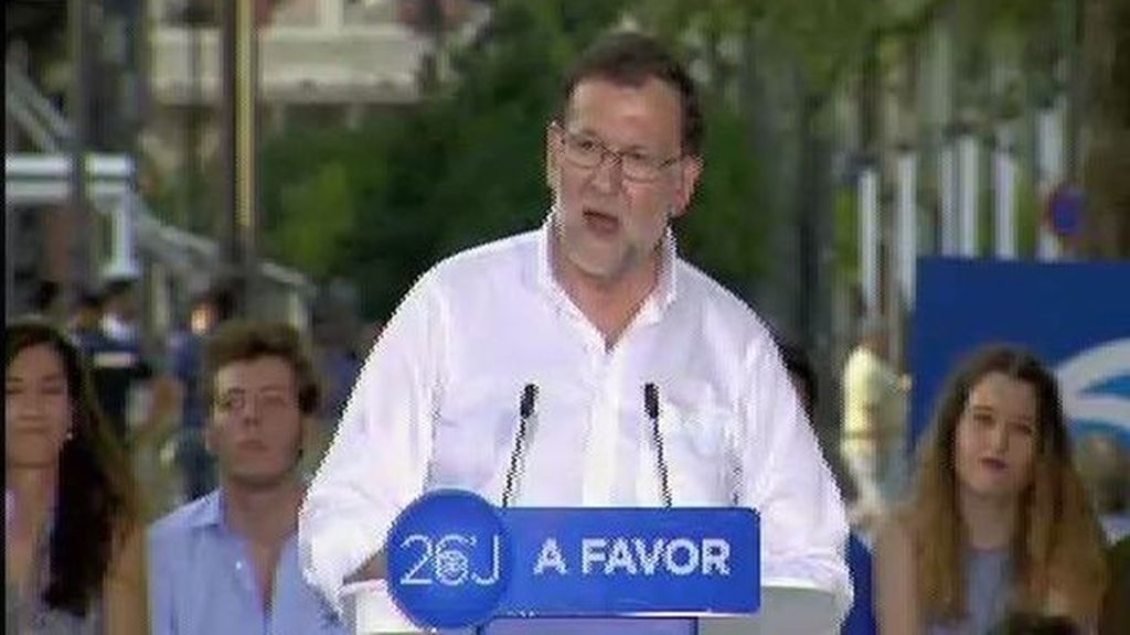 Rajoy responde a Iglesias: "España no es Venezuela como quieren"