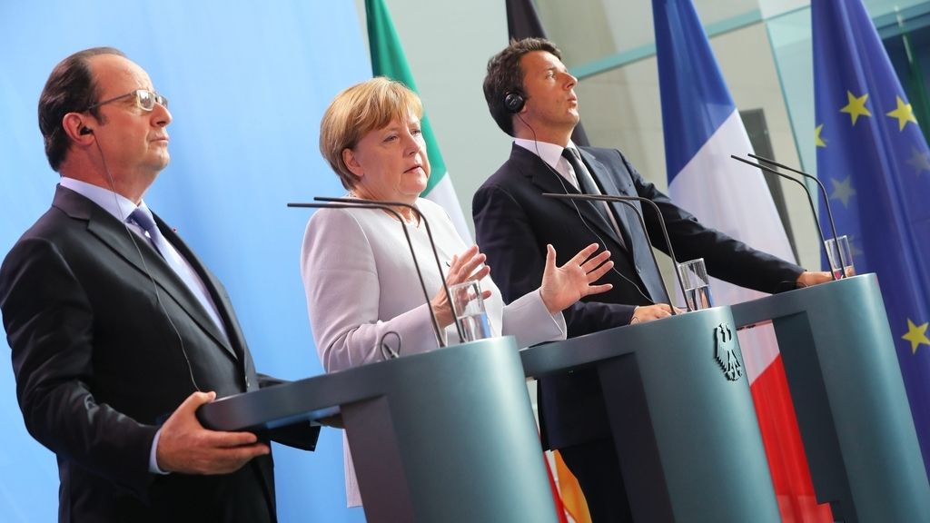 Hollande y Merkel instan al Reino Unido a pedir formalmente su salida de la UE