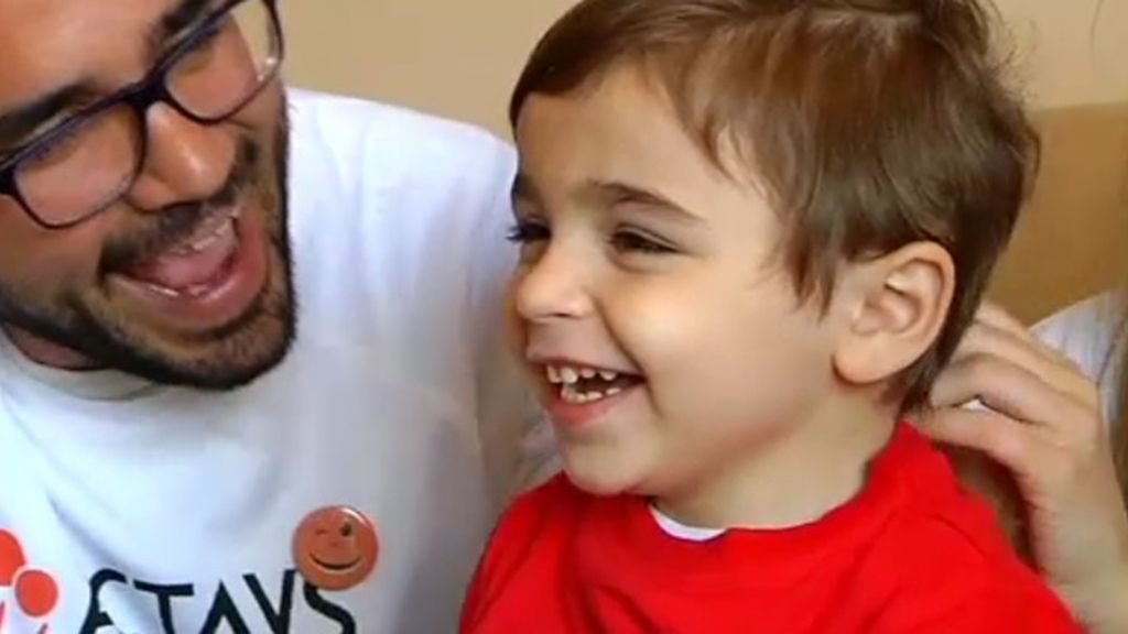 Aleix, un pequeño guerrero que lucha contra el Tay-Sachs: "Es una enfermedad muy dura"