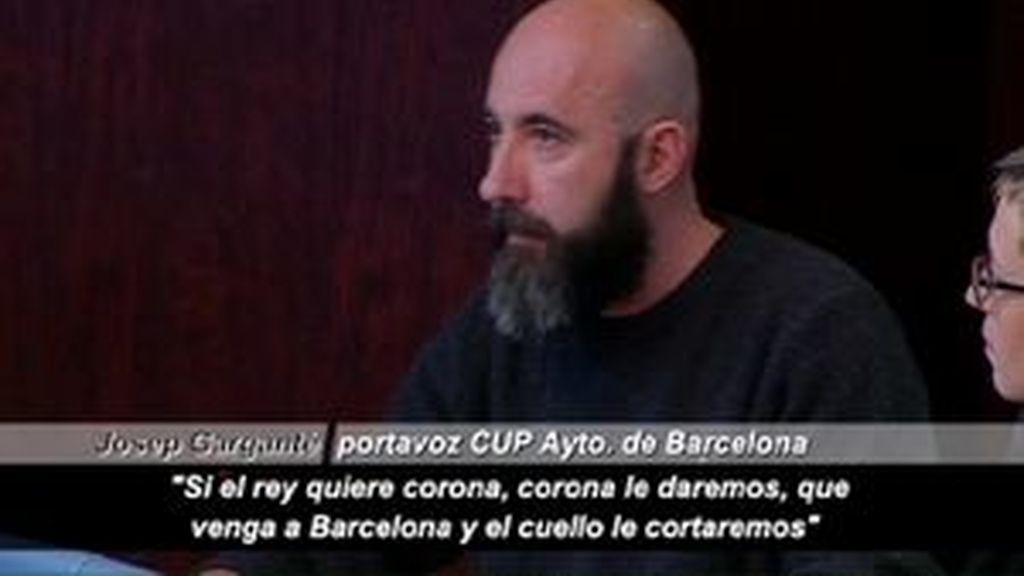 "Si el rey quiere corona, corona le daremos, que venga a Barcelona y el cuello cortaremos"