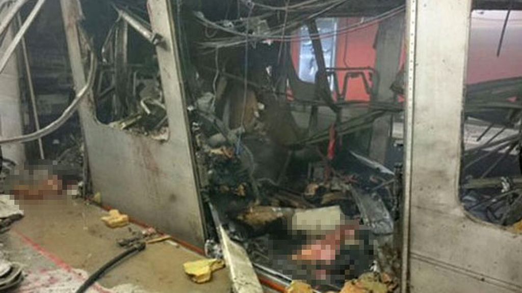Veinte muertos en una explosión en el metro de Maelbeek, en el centro de Bruselas