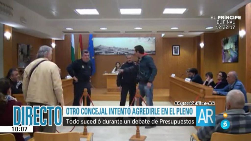 Un concejal de IU, a punto de agredir a uno del PSOE en Castilblanco de los Arroyos