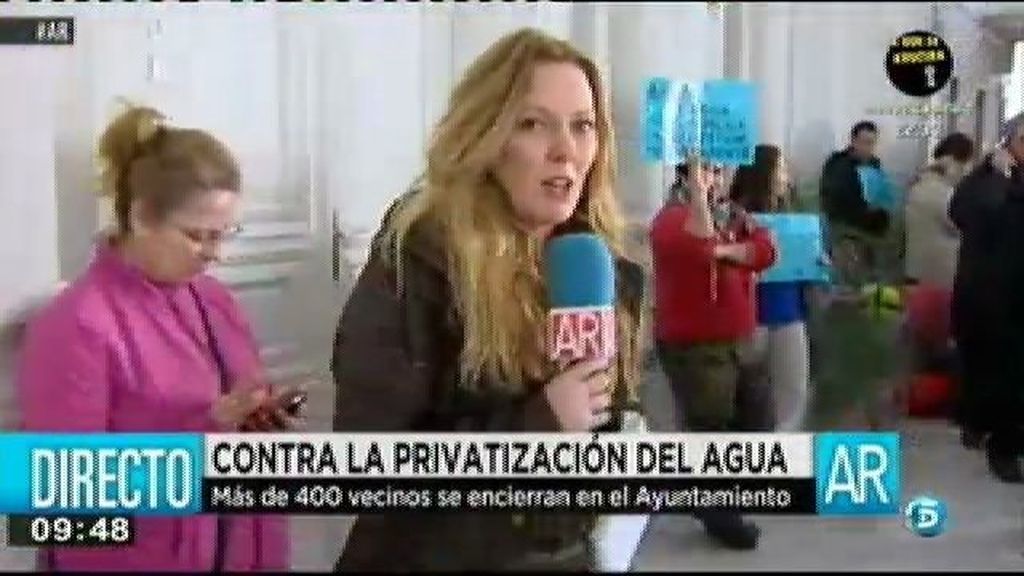 El pueblo de Alcázar de San Juan se encierra contra la privatización del agua