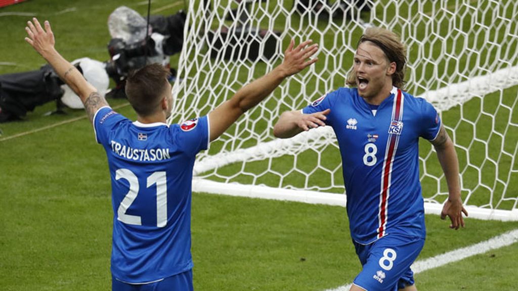 Así fue la histérica narración del gol de Islandia: el comentarista enloqueció