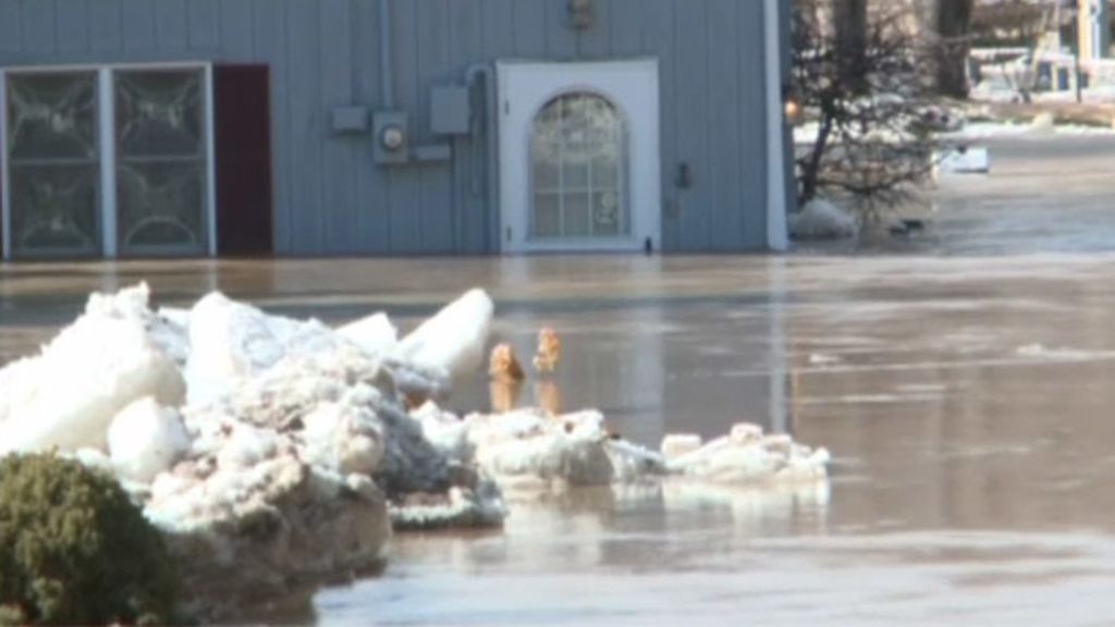 El hielo provoca inundaciones en Vermilion
