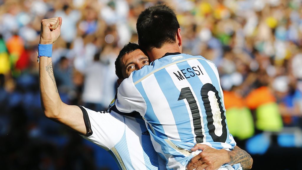 Así narraron en Argentina el gol de Di María: "¿De qué PlayStation viniste Lionel Messi?"