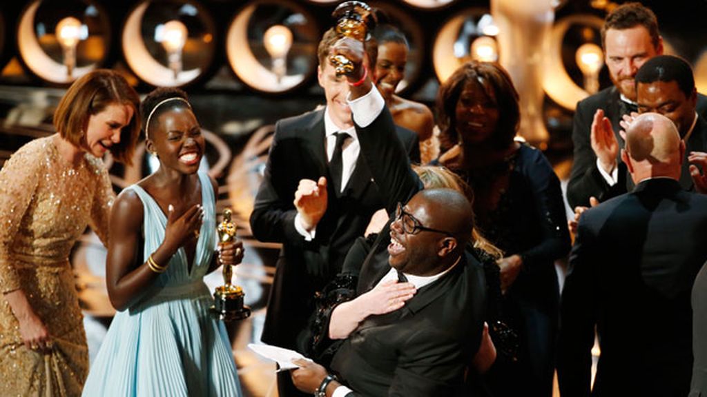 Gravity y 12 años de esclavitud, triunfadoras de los Oscars 2014