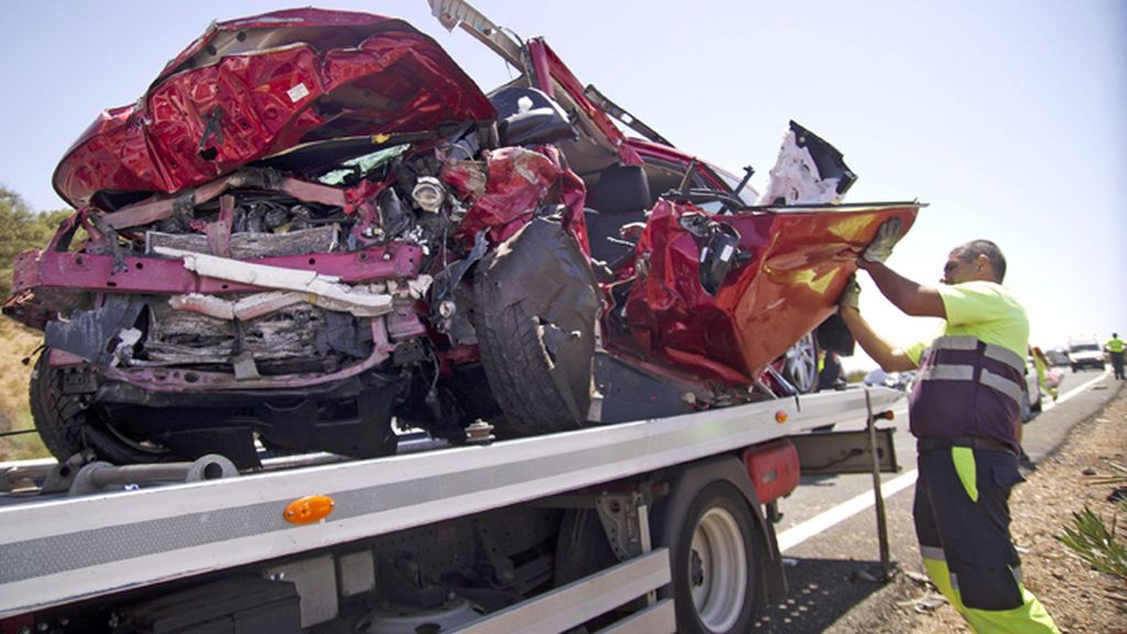 Cuatro personas mueren en un accidente de tráfico en la A-66 en Sevilla