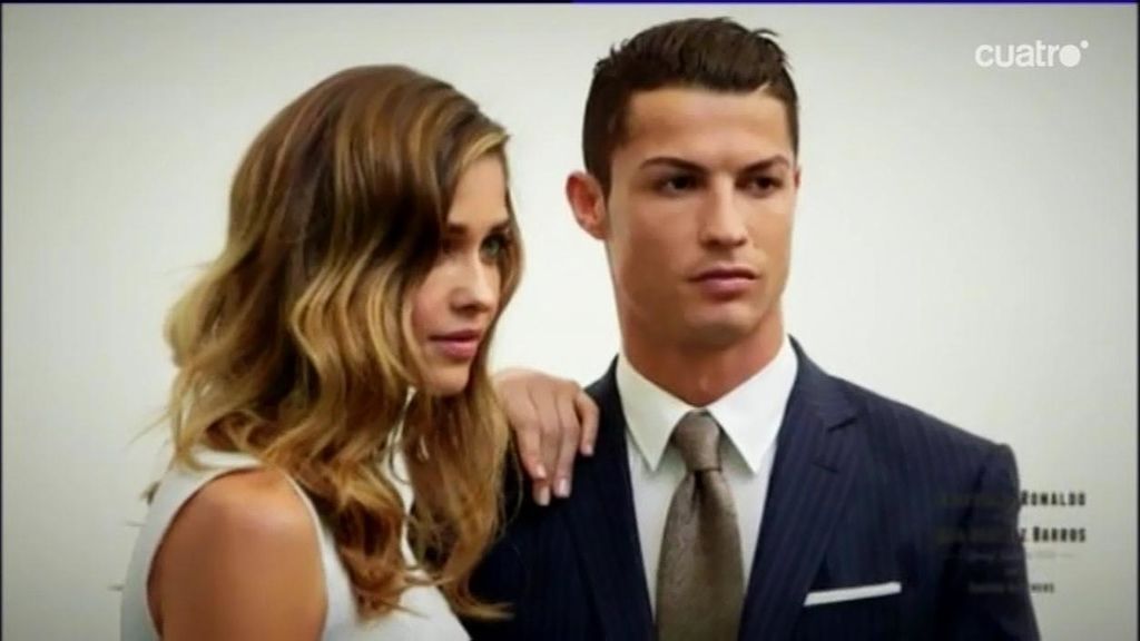 Cristiano Ronaldo, 'pillado' con otra mujer... en un anuncio publicitario