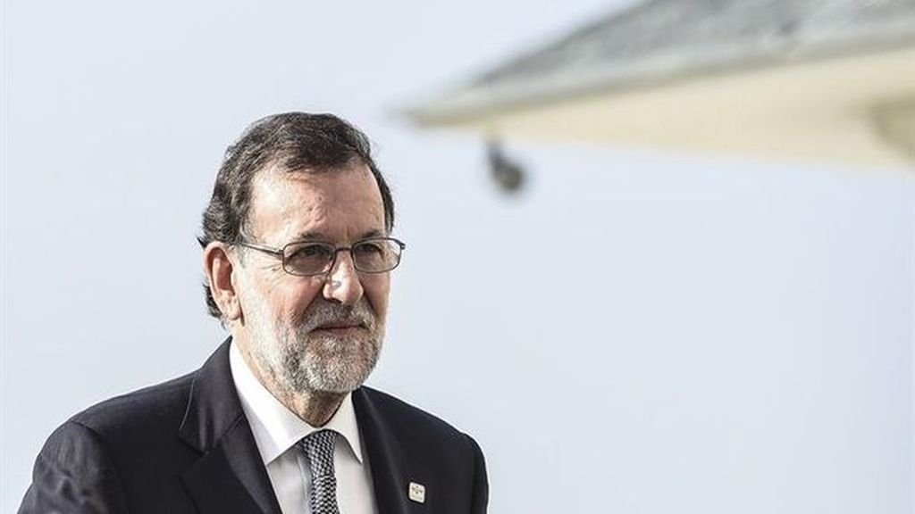 Rajoy en Bratislava... se aleja de los escándalos en el PP