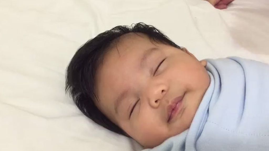 ¿Cómo dormir a tu bebé en 40 segundos?
