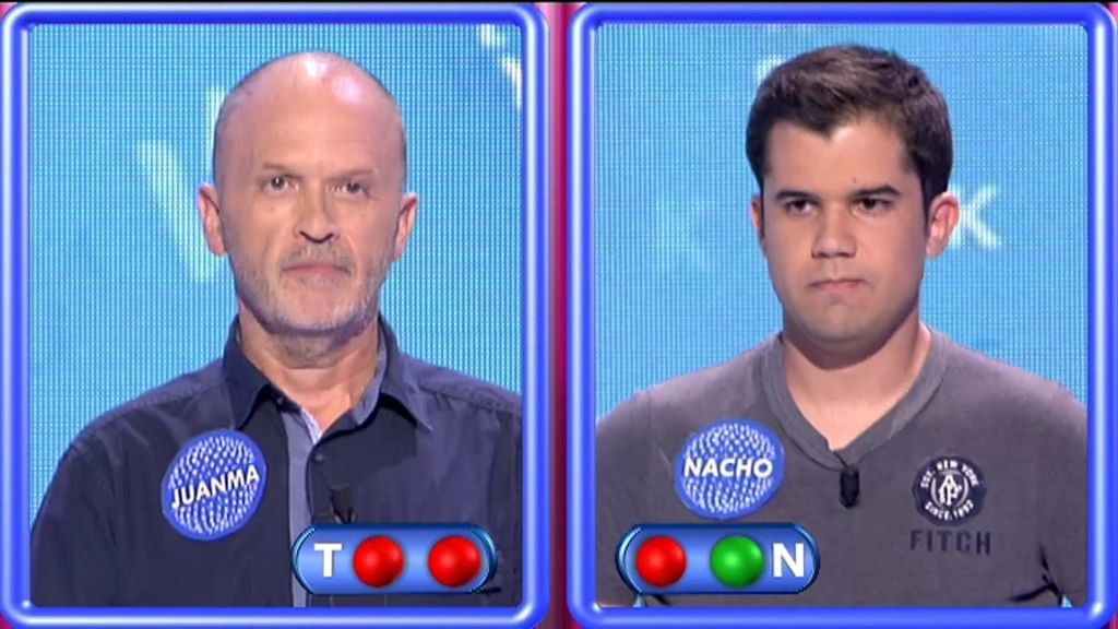 Nacho se impone a Juanma en un auténtico duelo por la 'silla azul'