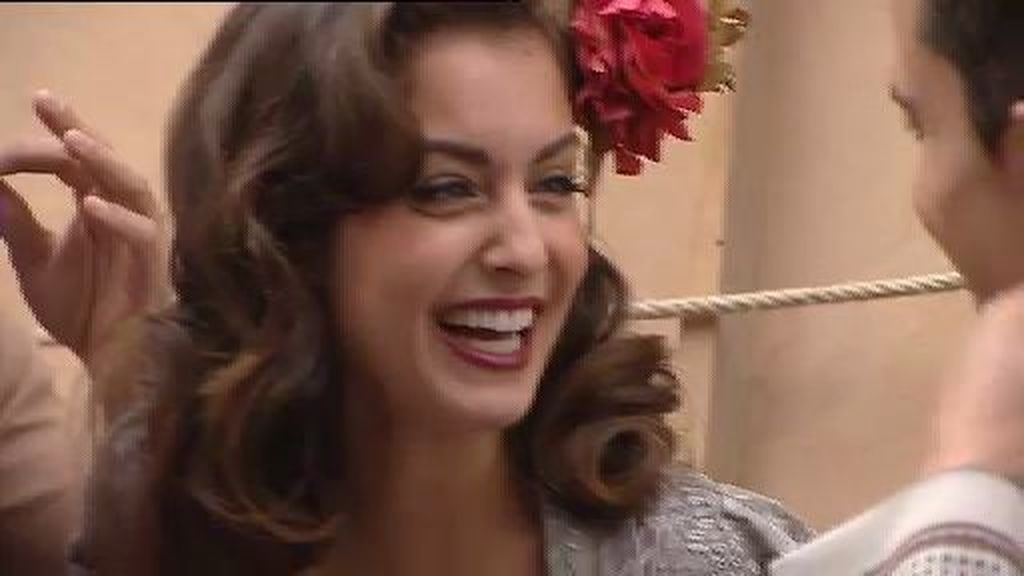Chicos de serie juegan a ser modelos