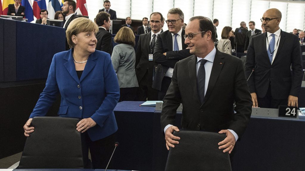 Merkel y Hollande piden más Europa para solucionar la crisis migratoria
